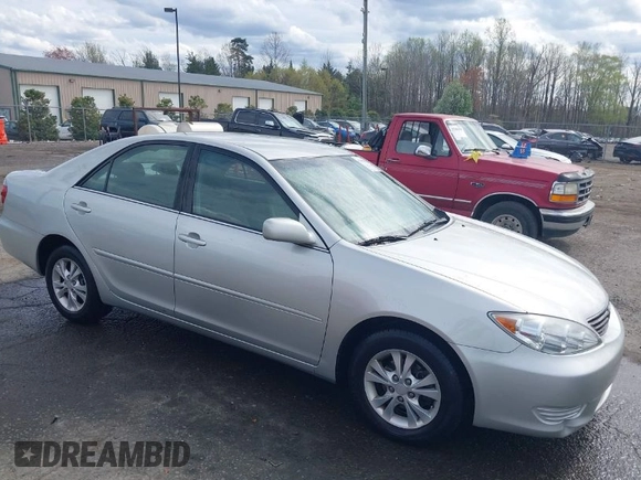 2005 Toyota Camry LE with VIN 4T1BF30K35U608097, listed as a IAAI auction lot 41908838 with 75,601 mi miles and . Bid and sale history available at DreamBid. Image 1.