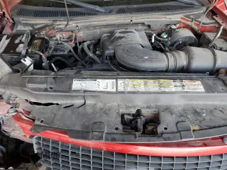 2002 Ford Expedition Eddie Bauer with VIN 1FMRU17W72LA37197, listed as a Copart auction lot 44549575 with 178,725 mi miles and Salvage title. Bid and sale history available at DreamBid. Image 13.