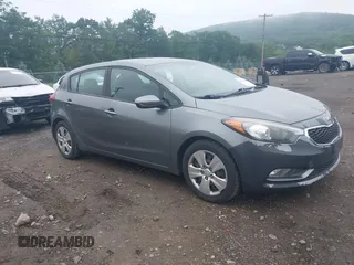2016 Kia Forte LX z VIN KNAFK5A86G5583965, wystawiony jako IAAI lot #42526159 z przebiegiem 161 514 mil mil oraz . Historia ofert i sprzedaży dostępna na DreamBid. Obrazek 1.