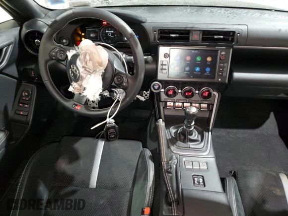 2024 Toyota 86 Premium with VIN JF1ZNBE13R9756474, listed as a Copart auction lot 45003135 with 6,151 mi miles and Salvage Title. Bid and sale history available at DreamBid. Image 8.