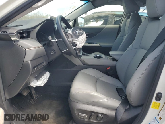 2022 Toyota Venza LE with VIN JTEAAAAH7NJ096721, listed as a Copart auction lot 53651335 with 31,820 mi miles and Salvage Title. Bid and sale history available at carsss.com. Image 7.