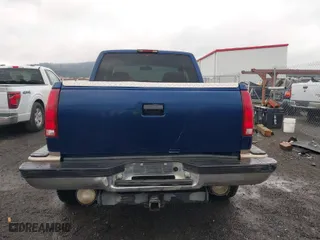1996 Chevrolet C/K 1500 with VIN 2GCEK19R0T1247180, listed as a IAAI auction lot 40316582 with 263,241 mi miles. Bid and sale history available at carsss.com. Image 17.