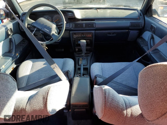 1990 Toyota Camry z VIN JT2SV21E3L0349179, wystawiony jako Copart lot #75125234 z przebiegiem 138 635 mil mil oraz Czysty tytuł • Clean title. Historia ofert i sprzedaży dostępna na DreamBid. Obrazek 8.
