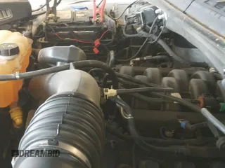 2019 Ford F-150 XL с VIN 1FTMF1E50KKC83484, выставлен на аукционе IAAI как лот 42287034 с пробегом 60 865 миль миль и . История ставок и продаж доступна на DreamBid. Изображение 18.