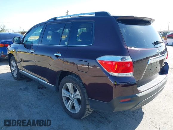 2013 Toyota Highlander Limited z VIN 5TDDK3EH7DS276173, wystawiony jako IAAI lot #42223590 z przebiegiem 45 821 mil mil oraz . Historia ofert i sprzedaży dostępna na DreamBid. Obrazek 3.