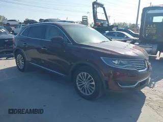 2017 Lincoln MKX Select with VIN 2LMPJ6KP4HBL37256, listed as a IAAI auction lot 41592553 with 74,231 mi miles. Bid and sale history available at carsss.com. Image 1.