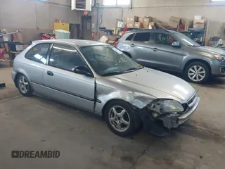 1998 Honda Civic DX with VIN 2HGEJ6342WH101132, listed as a IAAI auction lot 41253094 with 179,169 mi miles. Bid and sale history available at carsss.com. Image 1.