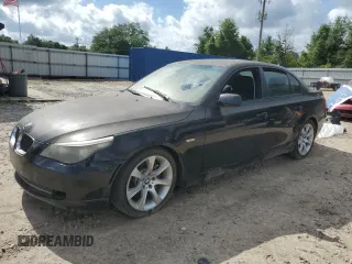 2008 BMW 5 Series 535i z VIN WBANW13588CZ74124, wystawiony jako Copart lot #60906045 z przebiegiem Nie podano mil oraz Czysty tytuł • Clean title. Historia ofert i sprzedaży dostępna na DreamBid. Obrazek 1.