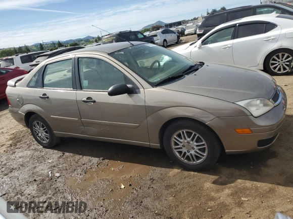 2005 Ford Focus S with VIN 1FAFP34NX5W263944, listed as a Copart auction lot 52973945 with 201,348 mi miles and Salvage Title. Bid and sale history available at carsss.com. Image 4.