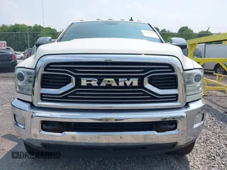 2016 Ram 2500 z VIN 3C6UR5PJ5GG332810, wystawiony jako IAAI lot #42402626 z przebiegiem 220 265 mil mil oraz . Historia ofert i sprzedaży dostępna na DreamBid. Obrazek 12.