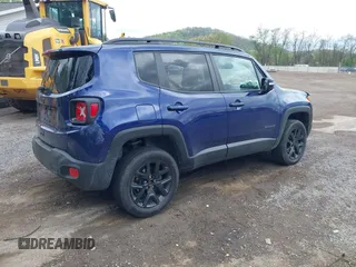 2018 Jeep Renegade Latitude z VIN ZACCJBBB9JPH08683, wystawiony jako IAAI lot #42118449 z przebiegiem 86 211 mil mil oraz . Historia ofert i sprzedaży dostępna na DreamBid. Obrazek 4.