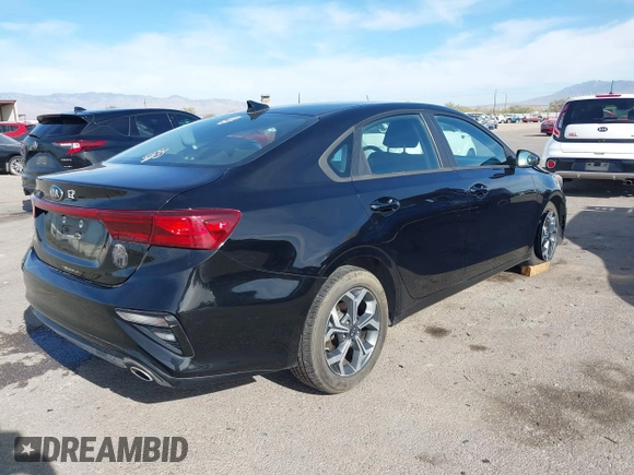 2021 Kia Forte LXS with VIN 3KPF24AD1ME335813, listed as a IAAI auction lot 41062537 with 111,491 mi miles. Bid and sale history available at carsss.com. Image 4.
