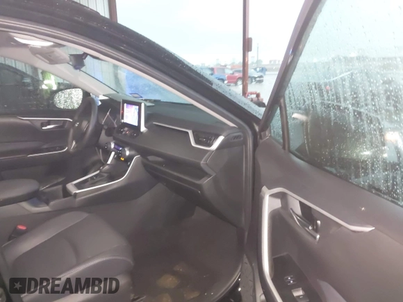 2024 Toyota RAV4 XLE Premium with VIN 2T3C1RFVXRC276312, listed as a IAAI auction lot 42199322 with 74,966 mi miles and . Bid and sale history available at DreamBid. Image 5.