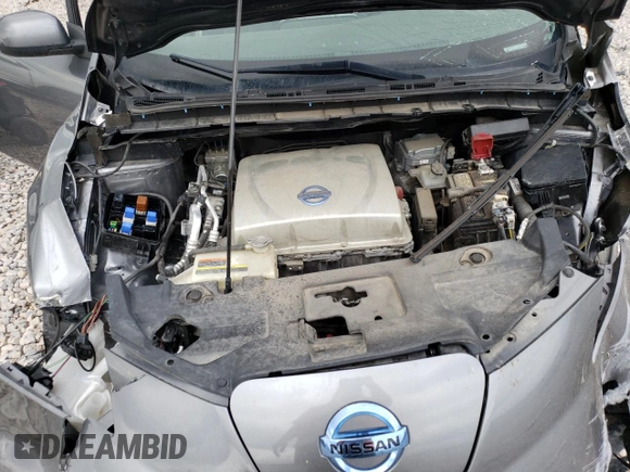 2015 Nissan LEAF SV with VIN 1N4AZ0CP6FC332833, listed as a Copart auction lot 64674203 with 67,873 mi miles and . Bid and sale history available at DreamBid. Image 12.