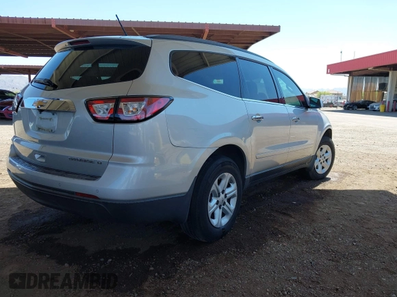 2015 Chevrolet Traverse LT with VIN 1GNKRGKD1FJ124831, listed as a IAAI auction lot 41994262 with 147,224 mi miles. Bid and sale history available at carsss.com. Image 4.