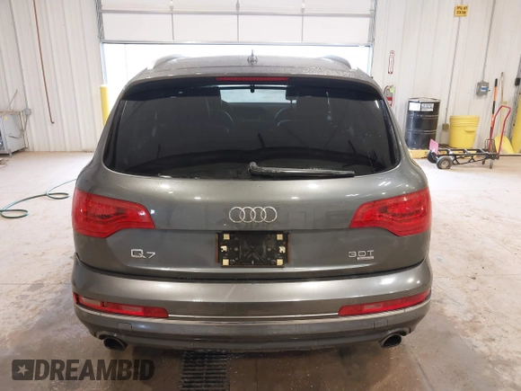 2014 Audi Q7 3.0T Premium Plus with VIN WA1LGAFE7ED004302, listed as a IAAI auction lot 41793547 with 157,351 mi miles. Bid and sale history available at carsss.com. Image 16.