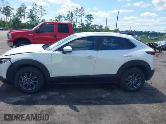 2024 Mazda CX-30 S z VIN 3MVDMBAM6RM615440, wystawiony jako IAAI lot #42265517 z przebiegiem 11 826 mil mil oraz . Historia ofert i sprzedaży dostępna na DreamBid. Obrazek 14.