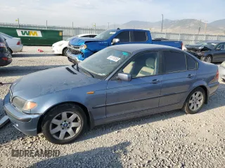 2004 BMW 3 Series 325i with VIN WBAEV33414KR30598, listed as a Copart auction lot 65179255 with 187,645 mi miles and Clean title. Bid and sale history available at DreamBid. Image 1.
