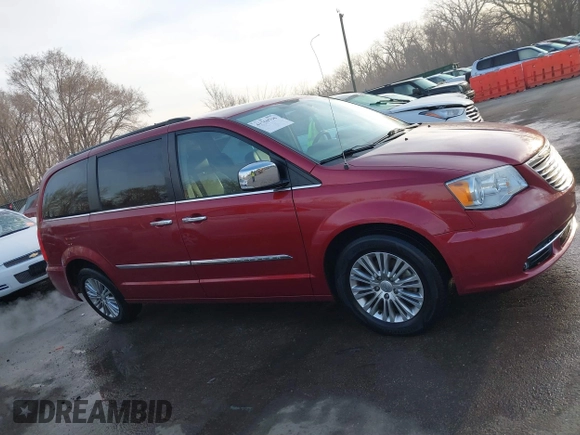 2015 Chrysler Town & Country Touring-L with VIN 2C4RC1CG7FR674321, listed as a IAAI auction lot 41750796 with 165,179 mi miles. Bid and sale history available at carsss.com. Image 13.