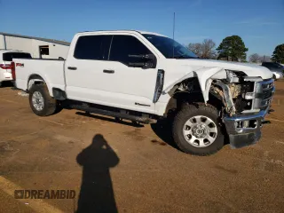 2023 Ford F-250 XL with VIN 1FT7W2BT3PEC29303, listed as a Copart auction lot 87230554 with 68,303 mi miles and Salvage Title. Bid and sale history available at DreamBid. Image 4.