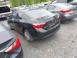 2018 Toyota Corolla L z VIN 5YFBURHE9JP765393, wystawiony jako IAAI lot #42112155 z przebiegiem 152 764 mil mil oraz . Historia ofert i sprzedaży dostępna na DreamBid. Obrazek 3.