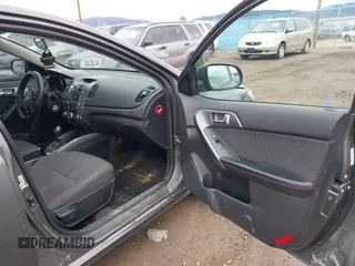 2013 Kia Forte SX с VIN KNAFW4A39D5733596, выставлен на аукционе IAAI как лот 41901921 с пробегом 185 164 миль миль и . История ставок и продаж доступна на DreamBid. Изображение 5.