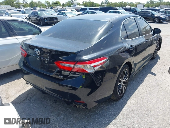 2018 Toyota Camry LE with VIN 4T1B11HK9JU606226, listed as a IAAI auction lot 41860788 with 95,168 mi miles. Bid and sale history available at carsss.com. Image 4.