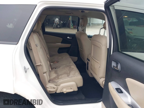 2020 Dodge Journey SE Value with VIN 3C4PDCAB4LT254595, listed as a IAAI auction lot 41572159 with 124,804 mi miles and . Bid and sale history available at carsss.com. Image 8.