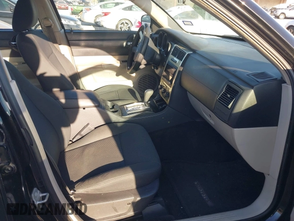 2007 Dodge Charger with VIN 2B3KA43R17H782341, listed as a IAAI auction lot 41393483 with 174,182 mi miles and . Bid and sale history available at carsss.com. Image 5.
