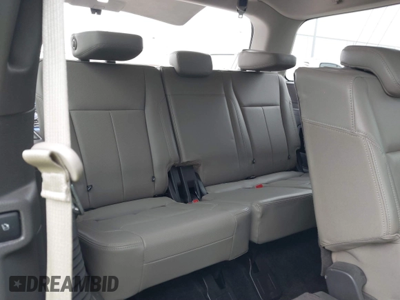 2018 Ford Expedition XLT with VIN 1FMJU1HT3JEA17677, listed as a IAAI auction lot 41349362 with 131,913 mi miles. Bid and sale history available at carsss.com. Image 20.
