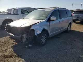 2008 Chrysler Town & Country Touring z VIN 2A8HR54P38R787923, wystawiony jako Copart lot #62558395 z przebiegiem Nie podano mil oraz Szkoda całkowita • Salvage title. Historia ofert i sprzedaży dostępna na DreamBid. Obrazek 1.