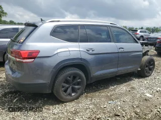 2018 Volkswagen Atlas SE with VIN 1V2KR2CA2JC580073, listed as a Copart auction lot 58898265 with 69,377 mi miles and Salvage title. Bid and sale history available at DreamBid. Image 3.