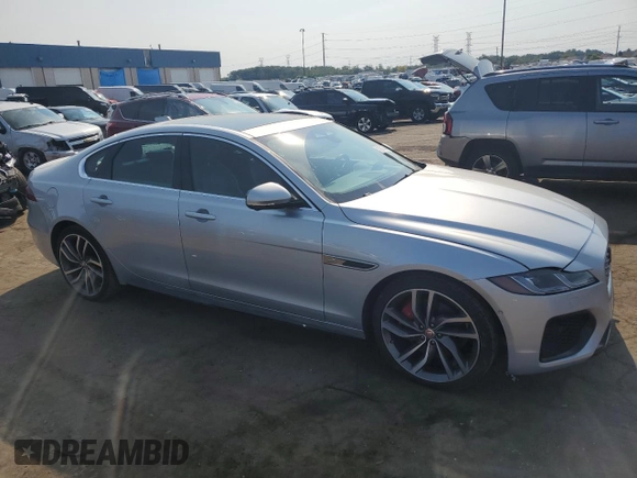 2021 Jaguar XF R-Dynamic SE with VIN SAJBL4GX9MCY88683, listed as a Copart auction lot 71461744 with 36,629 mi miles and Salvage Title. Bid and sale history available at carsss.com. Image 4.