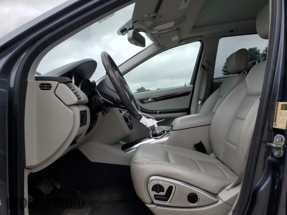 2011 Mercedes-Benz R 350 with VIN 4JGCB6FE5BA118129, listed as a Copart auction lot 58127095 with 160,533 mi miles and Clean title. Bid and sale history available at DreamBid. Image 7.