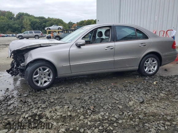 2004 Mercedes-Benz E-Class 3.2L with VIN WDBUF82J34X161443, listed as a Copart auction lot 72807674 with 197,204 mi miles and Salvage Title. Bid and sale history available at carsss.com. Image 1.