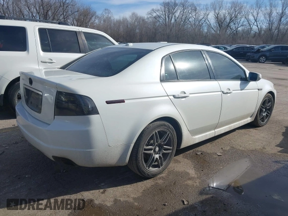 2008 Acura TL with VIN 19UUA66288A033751, listed as a IAAI auction lot 41502588 with 204,074 mi miles. Bid and sale history available at carsss.com. Image 4.
