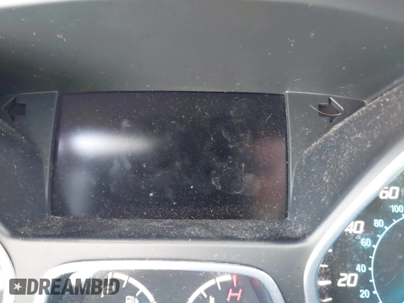 2013 Ford Escape SE with VIN 1FMCU0GX1DUD17686, listed as a IAAI auction lot 42033393 with Not provided miles and . Bid and sale history available at DreamBid. Image 14.
