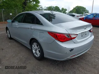 2013 Hyundai Sonata GLS with VIN 5NPEB4AC3DH672515, listed as a IAAI auction lot 42117112 with 280,750 mi miles and . Bid and sale history available at carsss.com. Image 3.