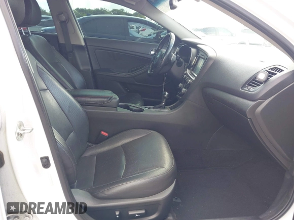 2015 Kia Optima SX Turbo with VIN 5XXGR4A60FG503940, listed as a IAAI auction lot 41944773 with 214,914 mi miles. Bid and sale history available at carsss.com. Image 5.