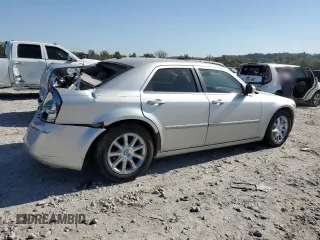 2007 Chrysler 300 Signature with VIN 2C3KA53G17H880549, listed as a Copart auction lot 74835534 with 0 mi miles and Salvage Title. Bid and sale history available at carsss.com. Image 3.