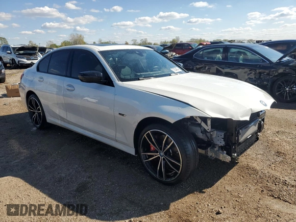 2023 BMW 3 Series 330e xDrive with VIN 3MW39FS03P8D11146, listed as a Copart auction lot 72354834 with 19,517 mi miles and Salvage Title. Bid and sale history available at carsss.com. Image 4.