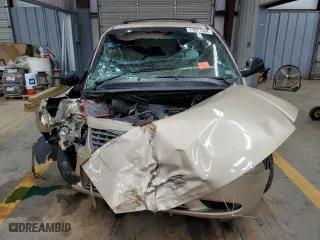 2001 Chrysler Voyager LX with VIN 1C4GJ453X1B168773, listed as a Copart auction lot 71827554 with 0 mi miles and Salvage Title. Bid and sale history available at carsss.com. Image 5.