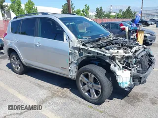 2010 Toyota RAV4 Sport с VIN JTMRK4DV4A5086920, выставлен на аукционе IAAI как лот 42249410 с пробегом 126 762 миль миль и . История ставок и продаж доступна на DreamBid. Изображение 1.