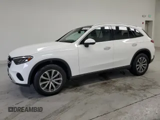 2024 Mercedes-Benz GLC 300 z VIN W1NKM4HB0RF208831, wystawiony jako Copart lot #58639325 z przebiegiem 19 216 mil mil oraz Czysty tytuł • Clean title. Historia ofert i sprzedaży dostępna na DreamBid. Obrazek 1.