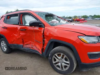 2017 Jeep Compass Sport z VIN 3C4NJDABXHT624087, wystawiony jako IAAI lot #42592951 z przebiegiem Nie podano mil oraz . Historia ofert i sprzedaży dostępna na DreamBid. Obrazek 14.