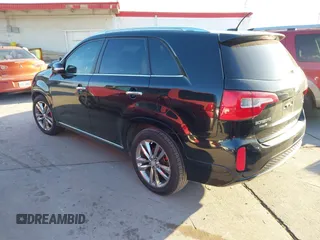 2014 Kia Sorento SX with VIN 5XYKW4A71EG540162, listed as a IAAI auction lot 41616809 with 175,041 mi miles. Bid and sale history available at carsss.com. Image 3.