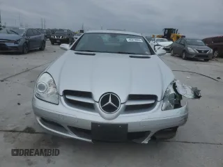 2008 Mercedes-Benz SLK-Class 3.0L with VIN WDBWK54F28F181903, listed as a Copart auction lot 46218965 with 79,110 mi miles and Salvage Title. Bid and sale history available at carsss.com. Image 5.