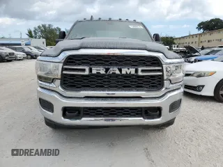 2024 Ram 3500 Tradesman with VIN 3C63RRGL3RG271822, listed as a Copart auction lot 73966914 with 7,700 mi miles and Clean Title. Bid and sale history available at carsss.com. Image 5.