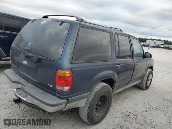 1998 Ford Explorer XLT with VIN 1FMZU32P0WUD21265, listed as a Copart auction lot 73702364 with 211,096 mi miles and Salvage title. Bid and sale history available at DreamBid. Image 3.