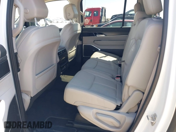 2024 Jeep Wagoneer Series II с VIN 1C4SJSBP7RS145081, выставлен на аукционе IAAI как лот 42460507 с пробегом 43 467 миль миль и . История ставок и продаж доступна на DreamBid. Изображение 8.